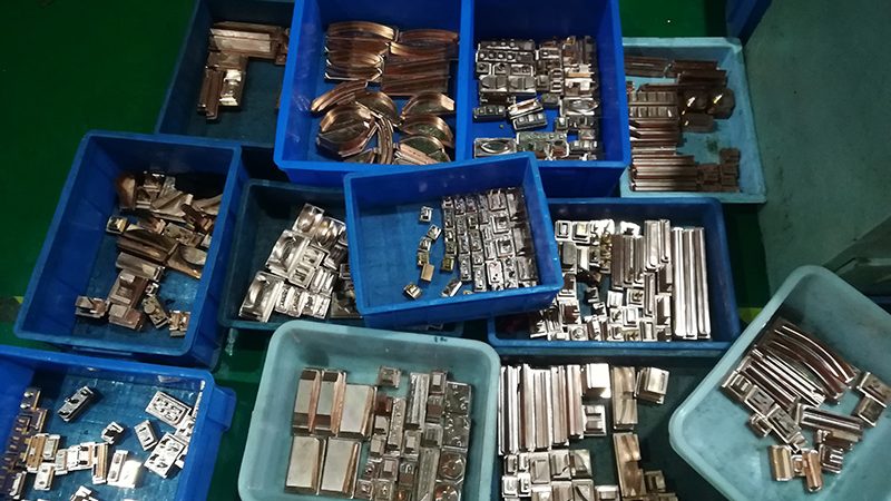 小型吸塑模具：揭秘其制造工艺与选型要点**