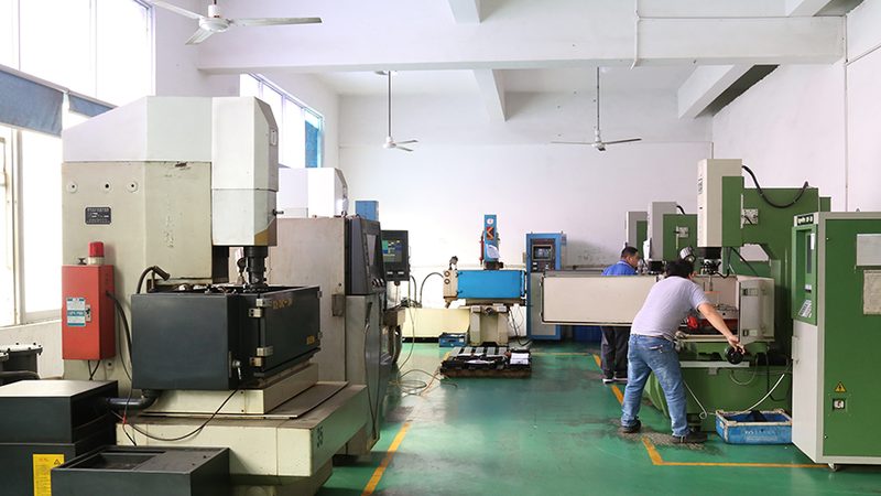 模具加工定制：五大关键要素，助您精准选择