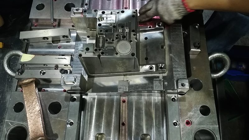 精密模具安装调试：关键步骤与注意事项